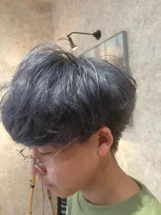 ミディアム カラー Kobayashi ハイライト/ショートのヘアスタイル