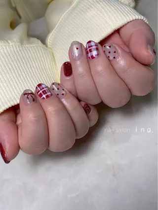 ネイル ｉｎｇ .のネイルデザイン