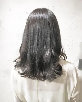 ミディアム カラー ✨艶髪✨透明感✨ 山内大樹のヘアスタイル