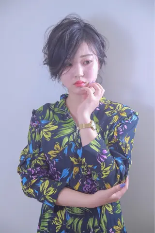 ミディアム ヘアアレンジ 伊藤 裕貴のヘアスタイル