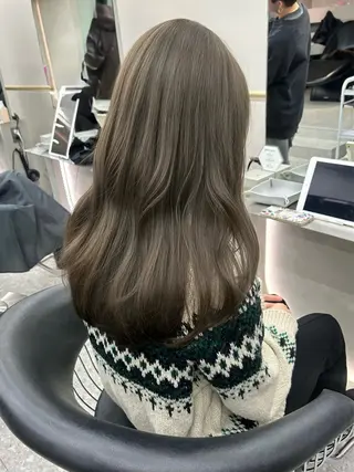 セミロング カラー ヘアアレンジ fumika🎀 ベージュのヘアスタイル