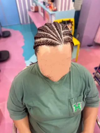 ミディアム Hair salon TOMMY所属・♮やっしー♮ 🌈派手髪🌈のヘアスタイル