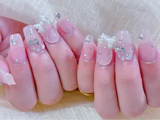 ネイル ネイルサロンエクラ 🫧Shizukaのネイルデザイン