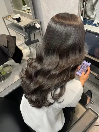 セミロング カラー mimiiy梅田 中崎町ハイトーンのヘアスタイル