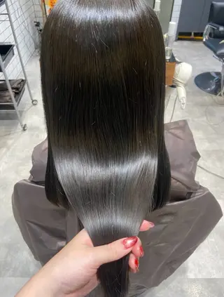 セミロング loca by tree所属・髪質改善/うる艶ヘア HARUNAのヘアスタイル