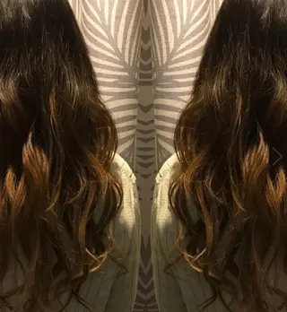 セミロング カラー パーマ ヘアアレンジ チビ編み込みエクステ シールEXどぅ〜すのヘアスタイル