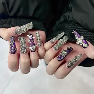 ネイル AIKO🐈‍⬛⭐︎ 大阪/y2k/個性派のネイルデザイン