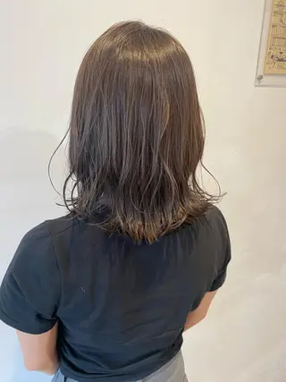 ミディアム わかばやし ゆうこのヘアスタイル