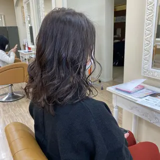 セミロング ému エミュ　hair &spa所属・近藤 みゅうまのヘアスタイル
