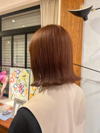 カラー 有岡 陽菜のヘアスタイル