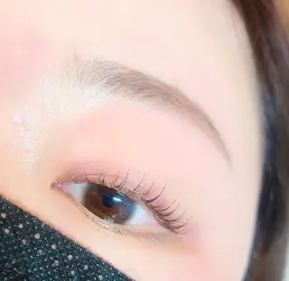 メンズ マツエク・マツパ アイブロウ NAZ eyelash&eyebrow by medical salon所属・NAZ 表参道 Tomokoのマツエク・マツパデザイン