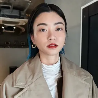 ショート カラー 前野 日奈のヘアスタイル