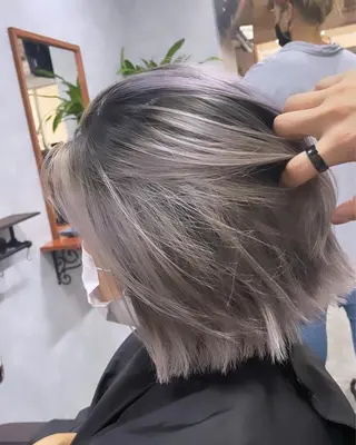 ミディアム andKおもろまち店 艶ダブルカラー✨のヘアスタイル