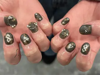 ネイル SHE所属・SHE adusaのネイルデザイン