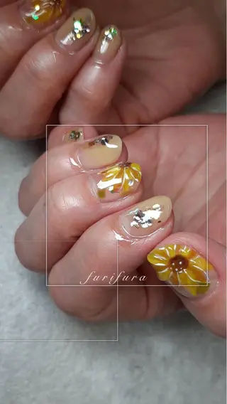 ネイル ｆｕｒｉｆｕｒａ所属・f u r i f u r aのマツエク・マツパデザイン