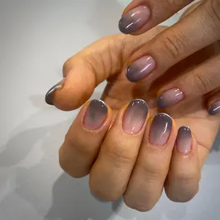 ネイル NINEnami ニュアンスネイルのネイルデザイン