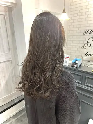 ミディアム カラー umber royce所属・SEKIMOTO IBUKIのヘアスタイル