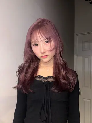 セミロング カラー cinq所属・ハイトーン/ラベンダ ー/ユイナ🪄のヘアスタイル