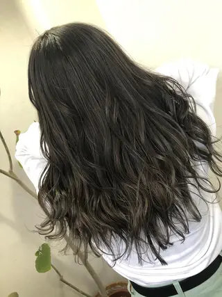 ロング カラー パーマ ブリーチ毛縮毛矯正 👑山口のヘアスタイル