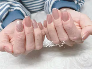 カラー ネイル 芦辺 香奈のネイルデザイン