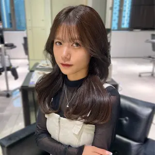 ロング カラー レイヤー×艶髪🤎. 𝜗𝜚hitomiのヘアスタイル