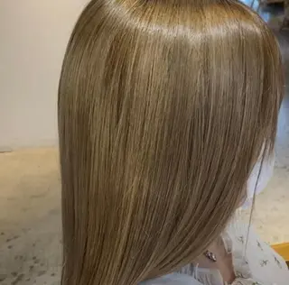 セミロング lit.所属・【lit.】SATO HIROSHIのヘアスタイル