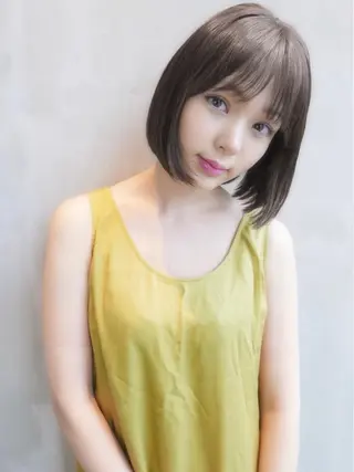 ミディアム カラー レイヤー　べージュ 白石研太のヘアスタイル