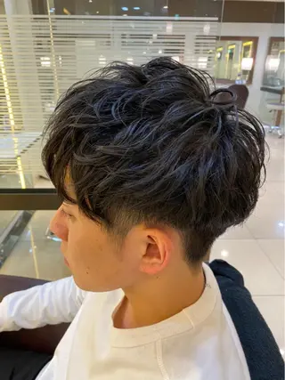 メンズ アキモト マサキ/ パーマ人気NO1のヘアスタイル