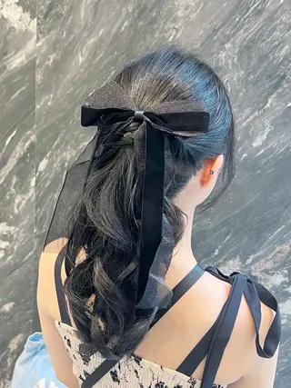 ロング ヘアアレンジ 🩷🤍 NAMI🤍🩷のヘアスタイル