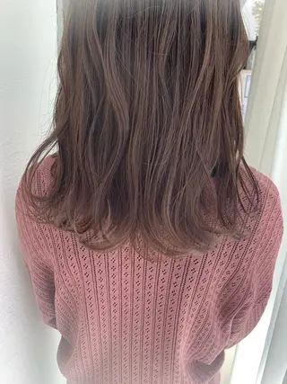 セミロング カラー fio マナミのヘアスタイル
