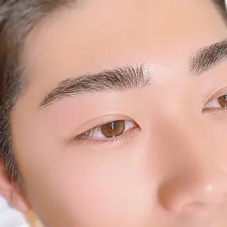 メンズ アイブロウ aveuglant所属・aveuglant 加藤久佳のマツエク・マツパデザイン