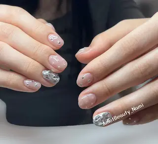 ネイル Kaka_ パラジェル、長さだしのネイルデザイン