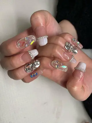 ネイル nail.salon .Reversalのネイルデザイン