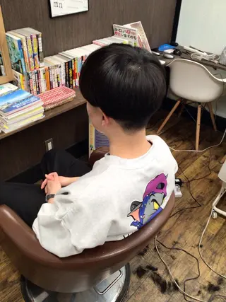 ショート 香川 裕基のヘアスタイル