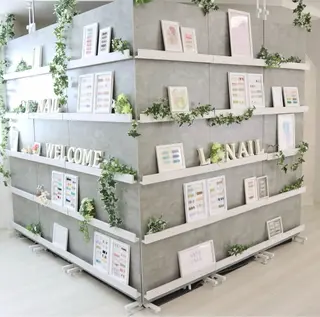 ネイル L’ねいる　石田 悠真のネイルデザイン