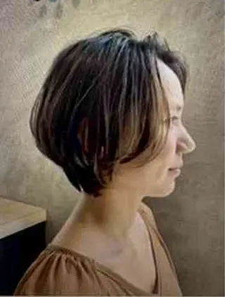 ショート 女性カット🌀 カラー⭐️大坂望心のヘアスタイル