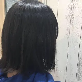 ミディアム カラー embrace エンブレイスのヘアスタイル