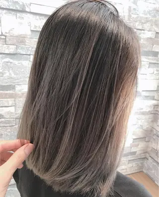 ミディアム カラー 蟹江 聡太✨レイヤーカットのヘアスタイル