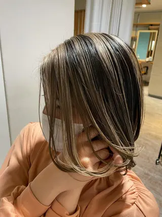 ショート カラー . NANAのヘアスタイル