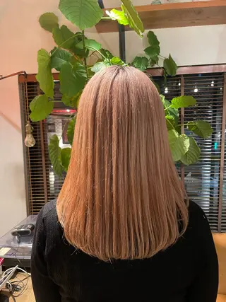 ロング AUQWA/いおり 自由が丘のヘアスタイル