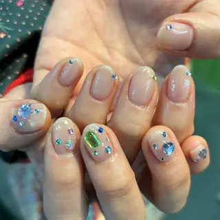 ネイル ニコネイル下北沢店所属・miyu ˚ ༘ ೀのネイルデザイン