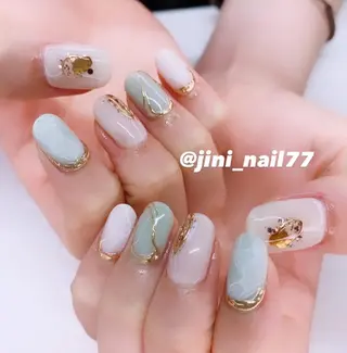 ネイル JINI NAIL所属・ジニ ネイルのネイルデザイン