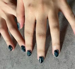 ネイル nailstudio eviz新宿店のネイルデザイン