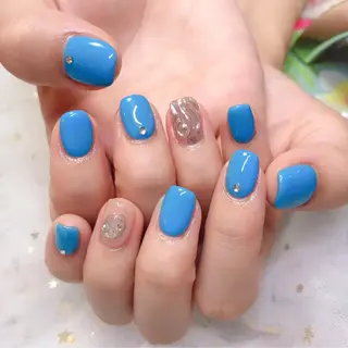 カラー ネイル Q Free nailsのネイルデザイン