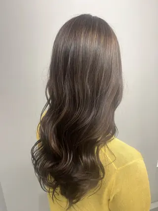 ロング カラー 小池 風賀のヘアスタイル