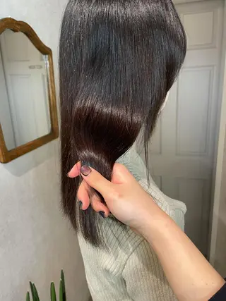 セミロング カラー ナチュラル透明感🌱 小山美樹子のヘアスタイル