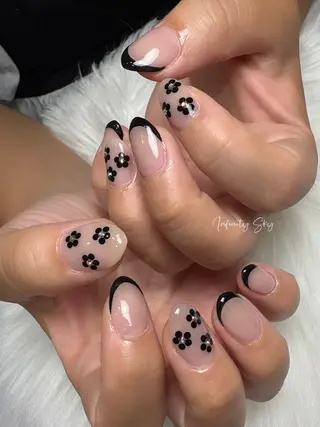 ネイル infinity skyのネイルデザイン