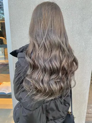 カラー AYANE 韓国ヘア /レイヤーカットのヘアスタイル