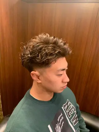 パーマ メンズ ヒロ銀座所属・小林 あいのヘアスタイル