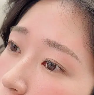 アイブロウ nail&eyelash muguet所属・muguet akiyoのマツエク・マツパデザイン